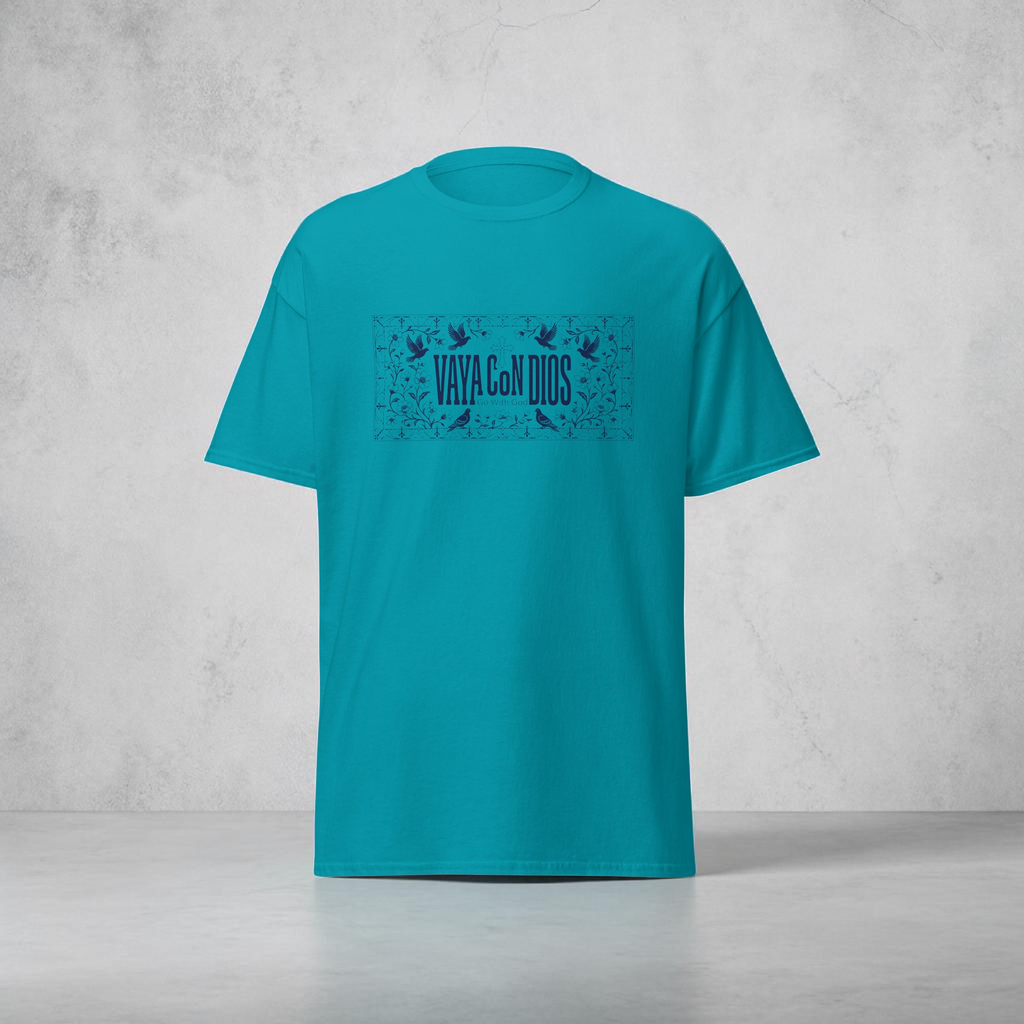 Camiseta “Vaya Con Dios” | Camisa Cristiana en Español | Playera de Fe Unisex